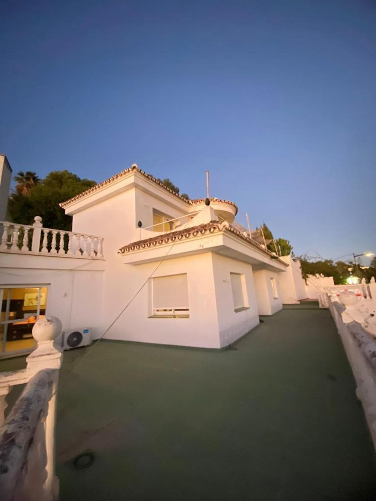3 Bedroom Villa for Sale in Nueva Andalucía — 2