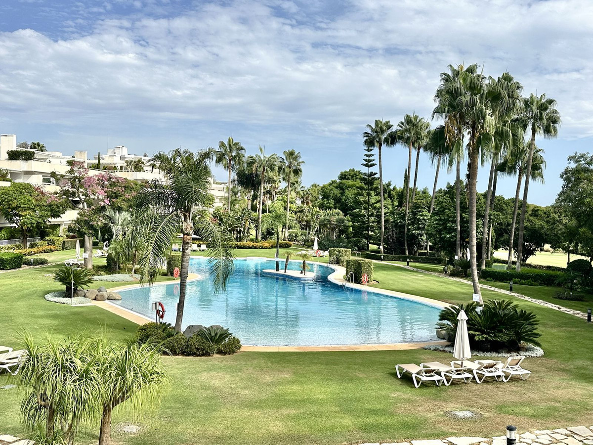 3 Bedroom Apartment for Sale in Marbella