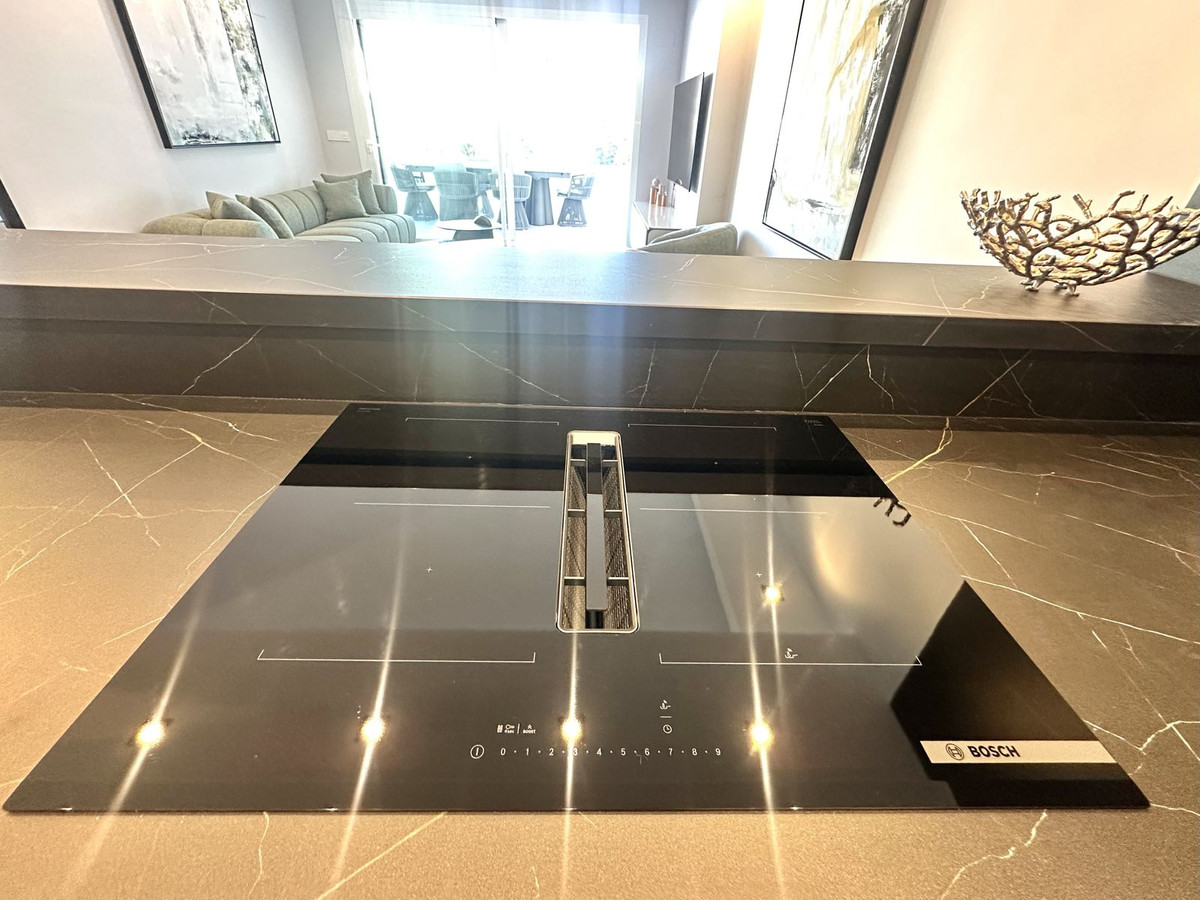 3 Bedroom Apartment for Sale in Marbella — view 13
