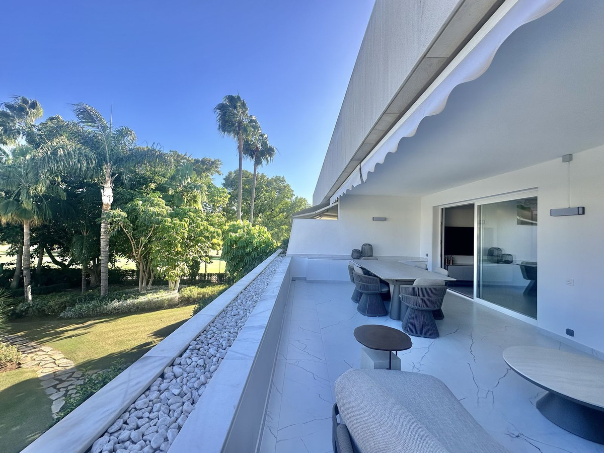 3 Bedroom Apartment for Sale in Marbella — 4