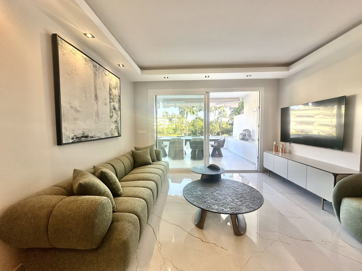 3 Bedroom Apartment for Sale in Marbella — 7