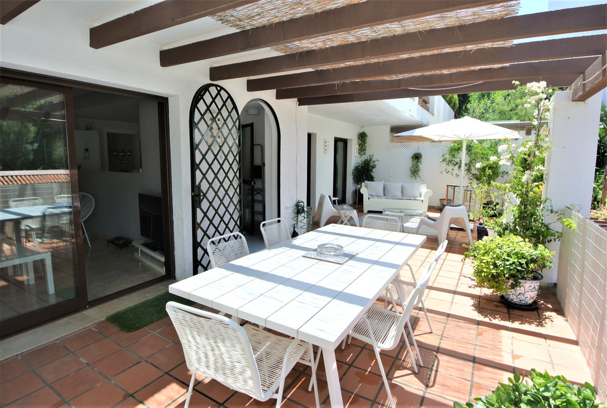 2 Bedroom Apartment for Sale in The Golden Mile — view 12