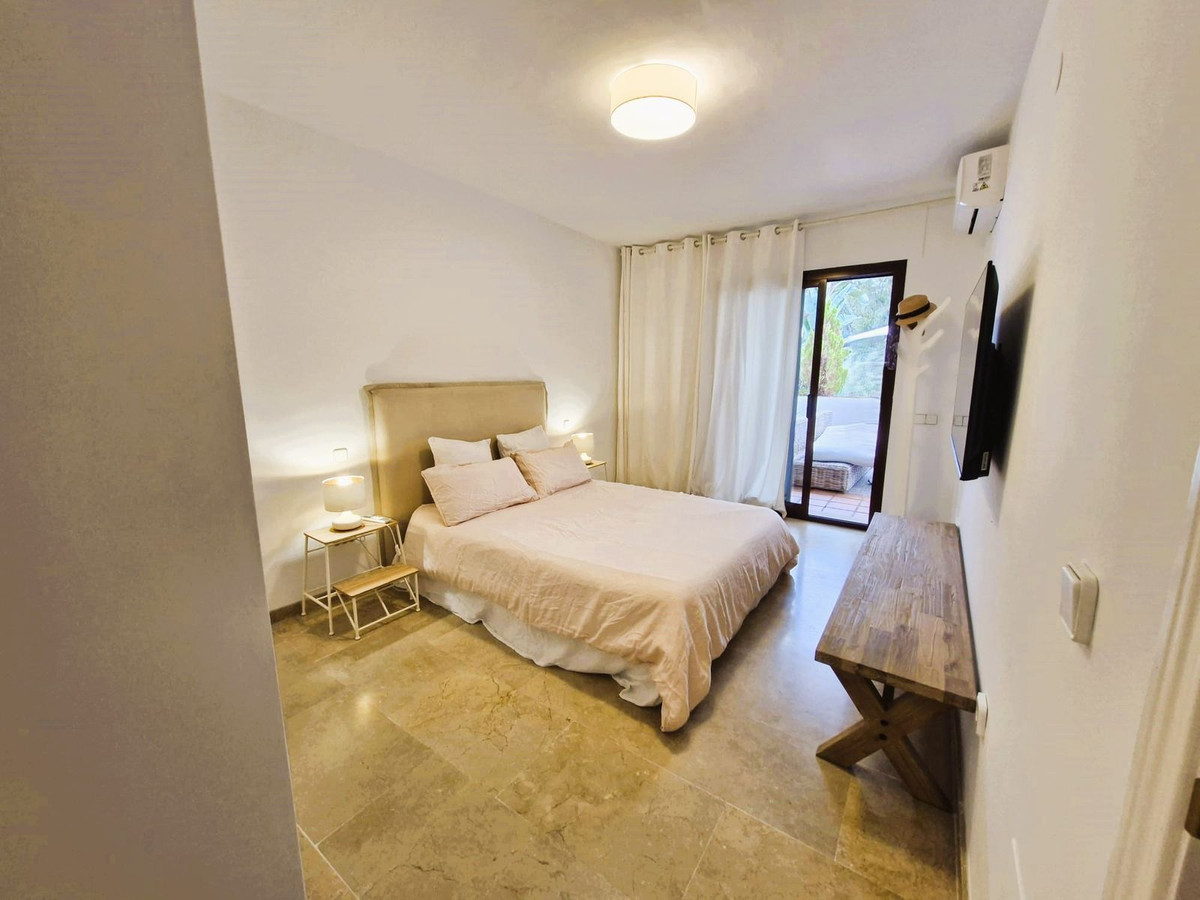 2 Bedroom Apartment for Sale in The Golden Mile — view 13