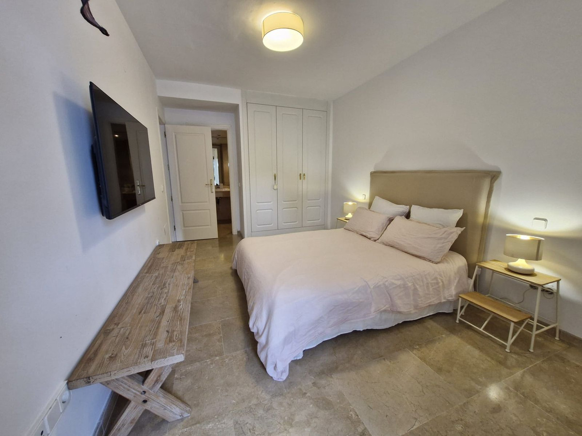 2 Bedroom Apartment for Sale in The Golden Mile — view 14