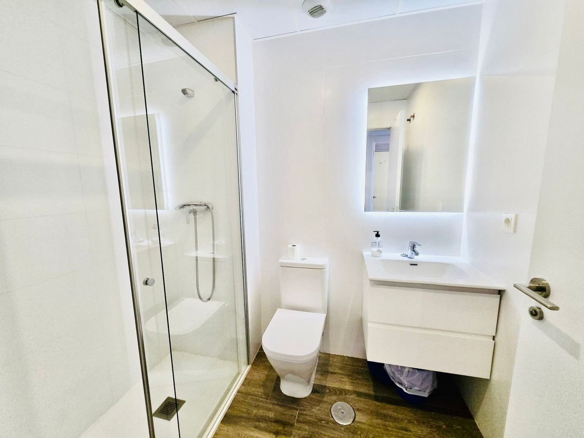 3 Bedroom Apartment for Sale in Nueva Andalucía — 5