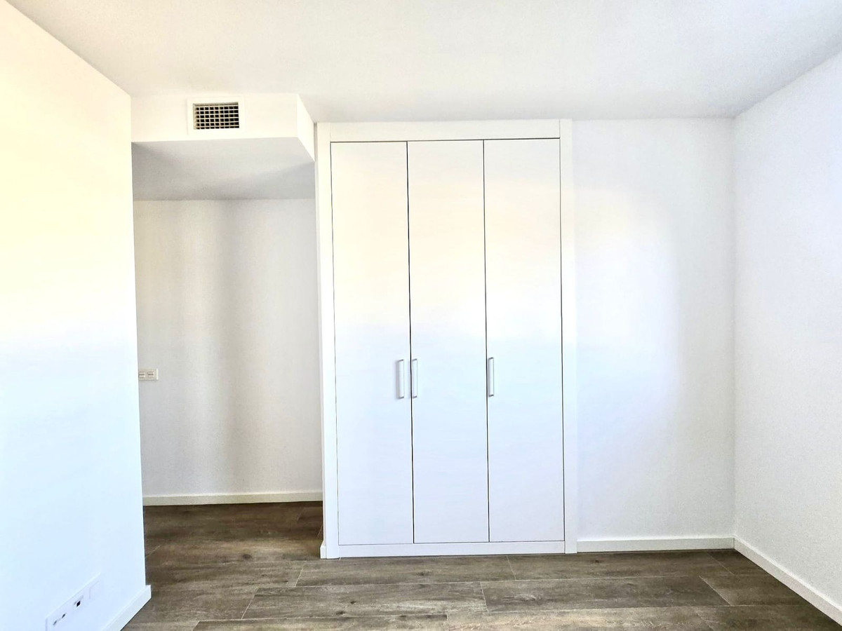 3 Bedroom Apartment for Sale in Nueva Andalucía — 6