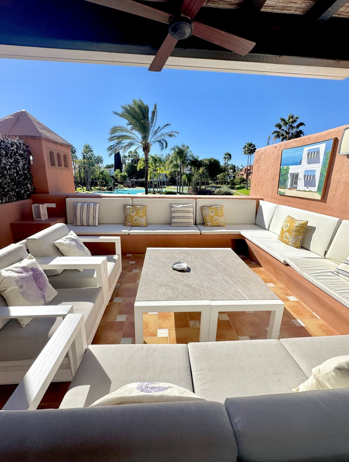 4 Bedroom Apartment for Sale in Guadalmina Baja