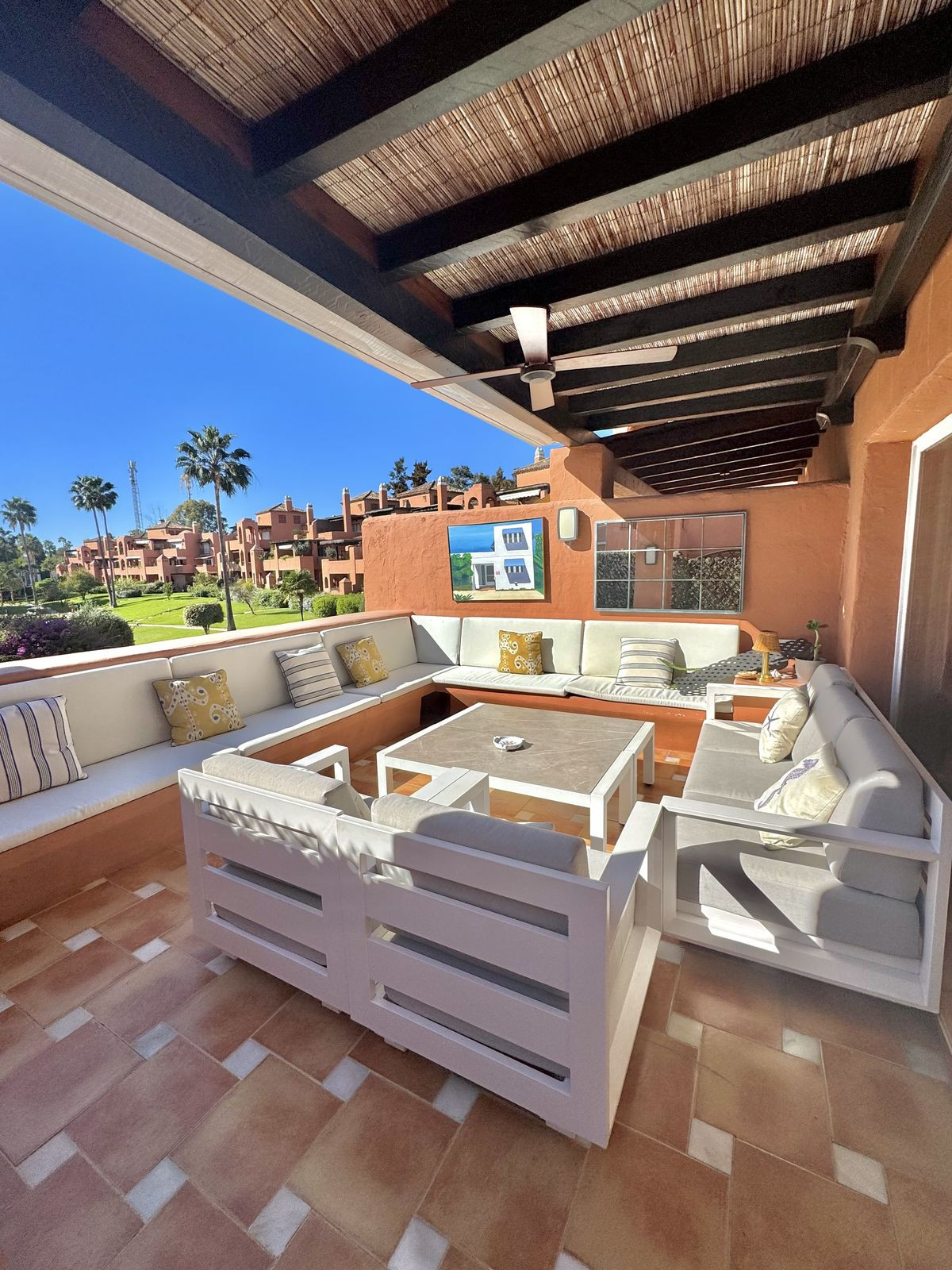 4 Bedroom Apartment for Sale in Guadalmina Baja — 6