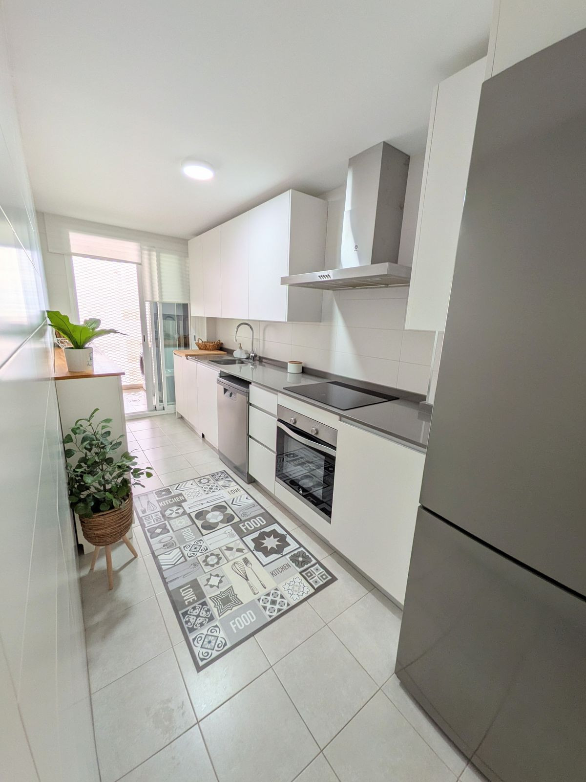 3 Bedroom Apartment for Sale in Estepona — 3