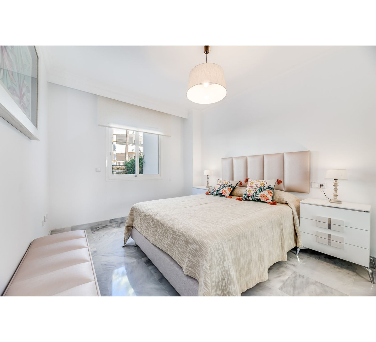 2 Bedroom Apartment for Sale in Nueva Andalucía — 9