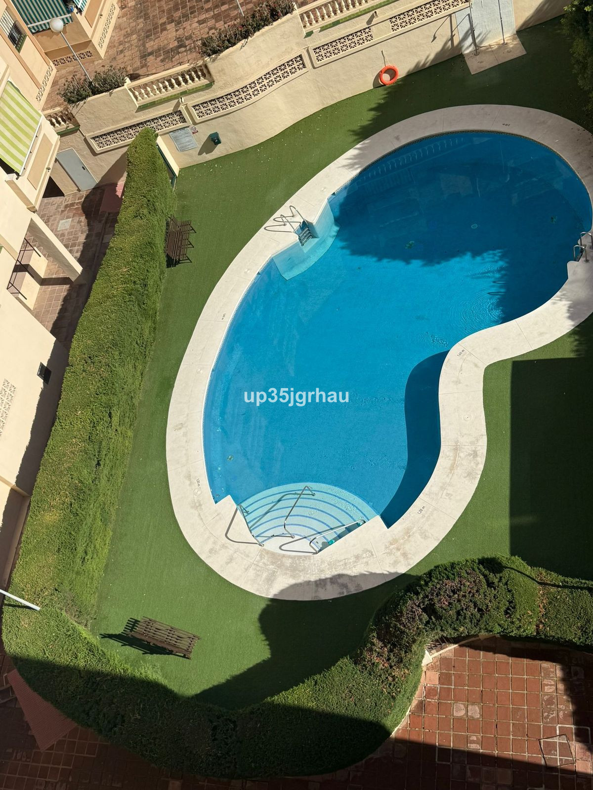 4 Bedroom Apartment for Sale in Estepona — 4