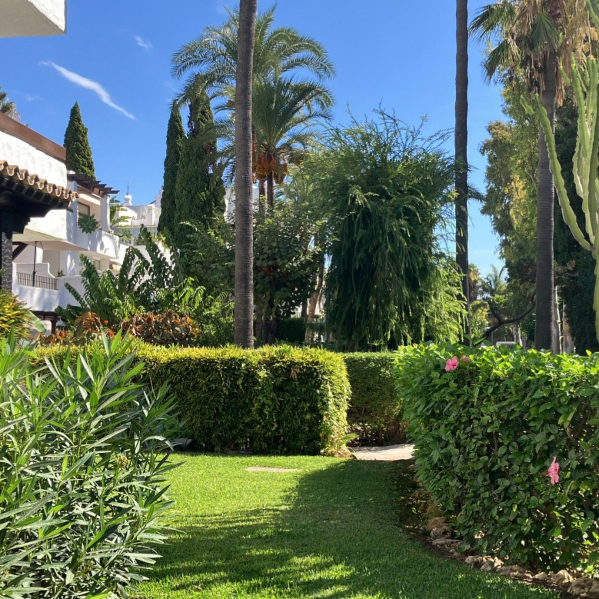 3 Bedroom Apartment for Sale in Puerto Banús — 6