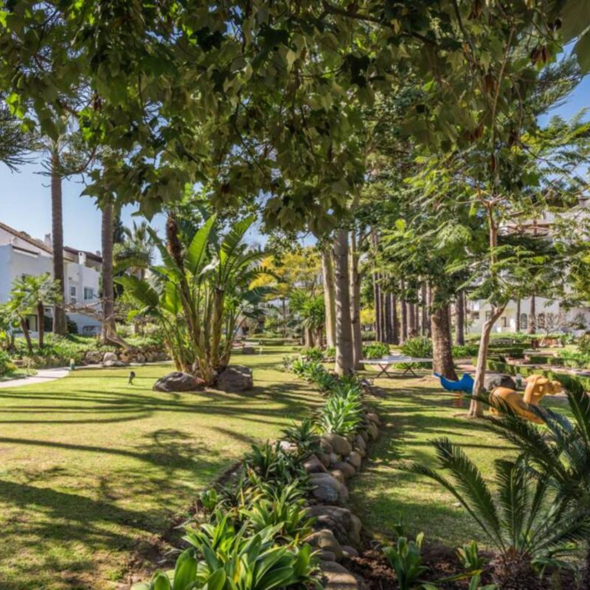 3 Bedroom Apartment for Sale in Puerto Banús — 8