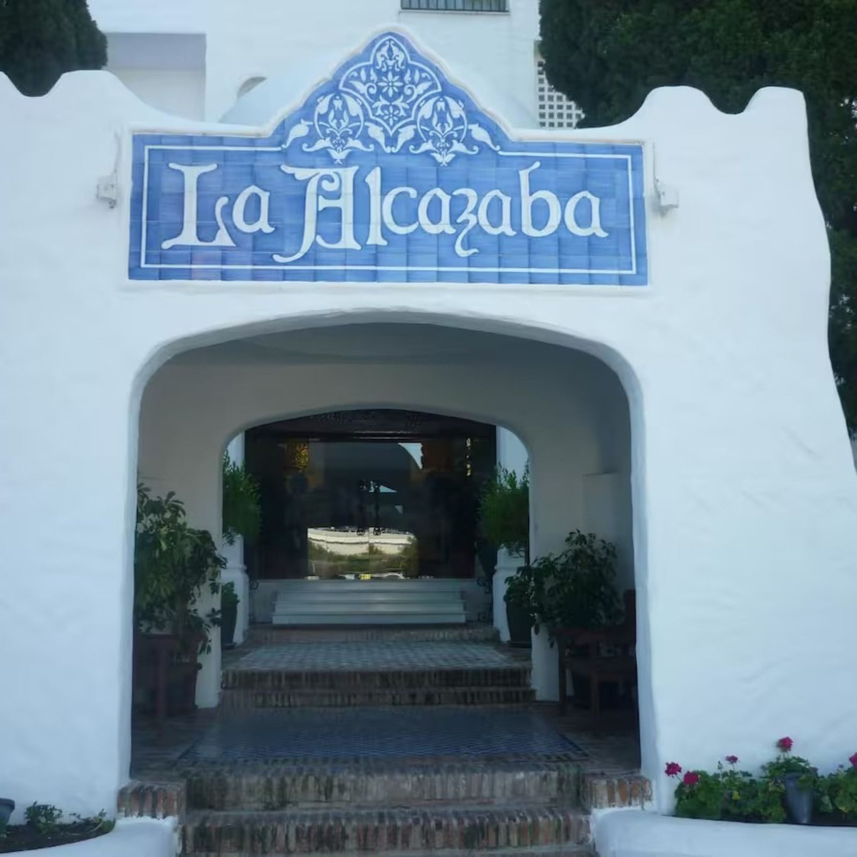 3 Bedroom Apartment for Sale in Puerto Banús — 9