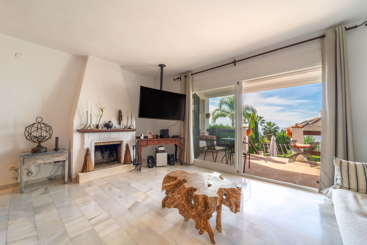 3 Bedroom Villa for Sale in Marbella — view 12
