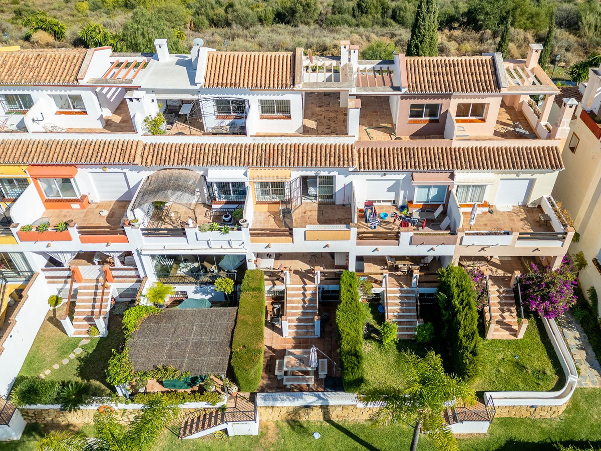 3 Bedroom Villa for Sale in Marbella — 9