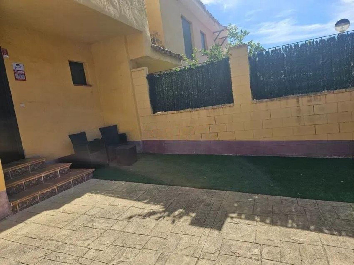 3 Bedroom Villa for Sale in Bel Air — view 12