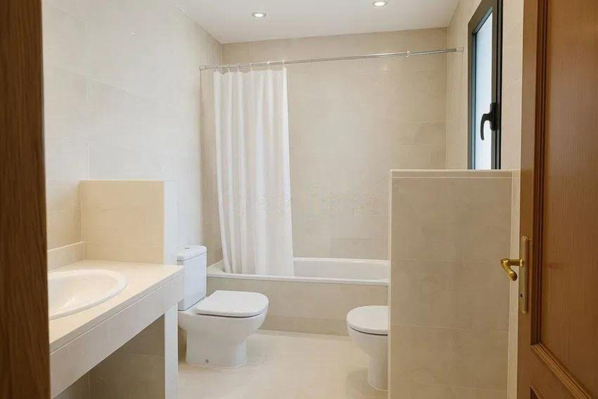 3 Bedroom Villa for Sale in Bel Air — view 13