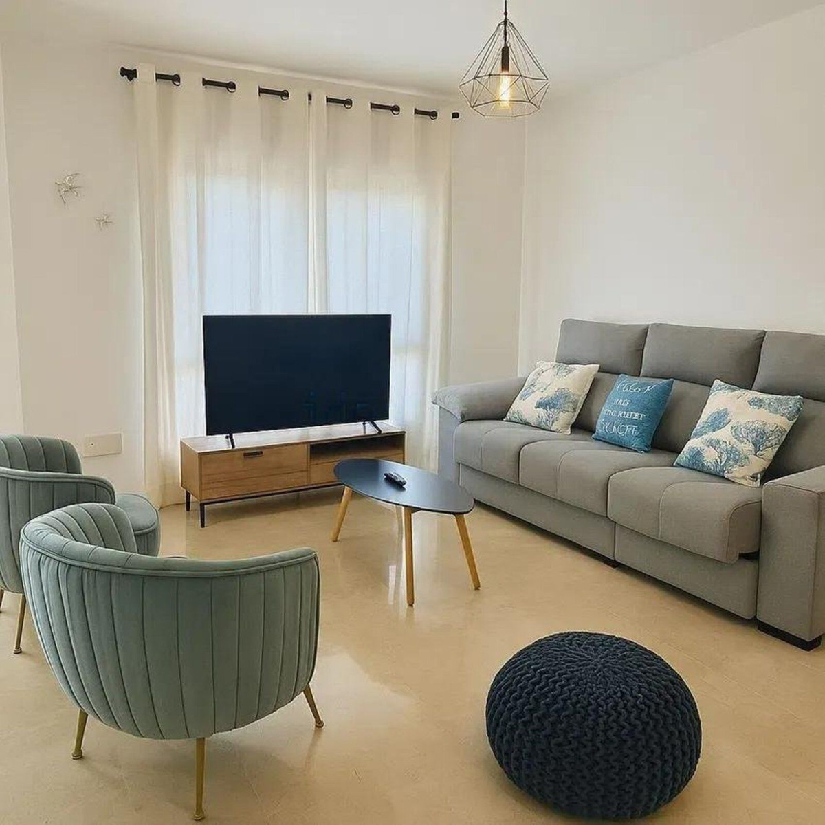 3 Bedroom Villa for Sale in Bel Air — view 3