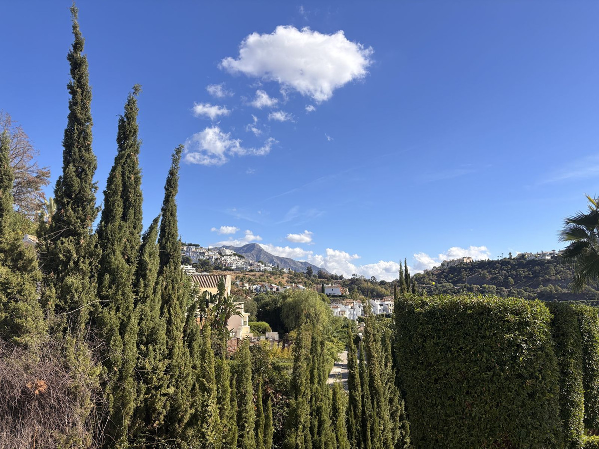 7 Bedroom Villa for Sale in Benahavís — 4