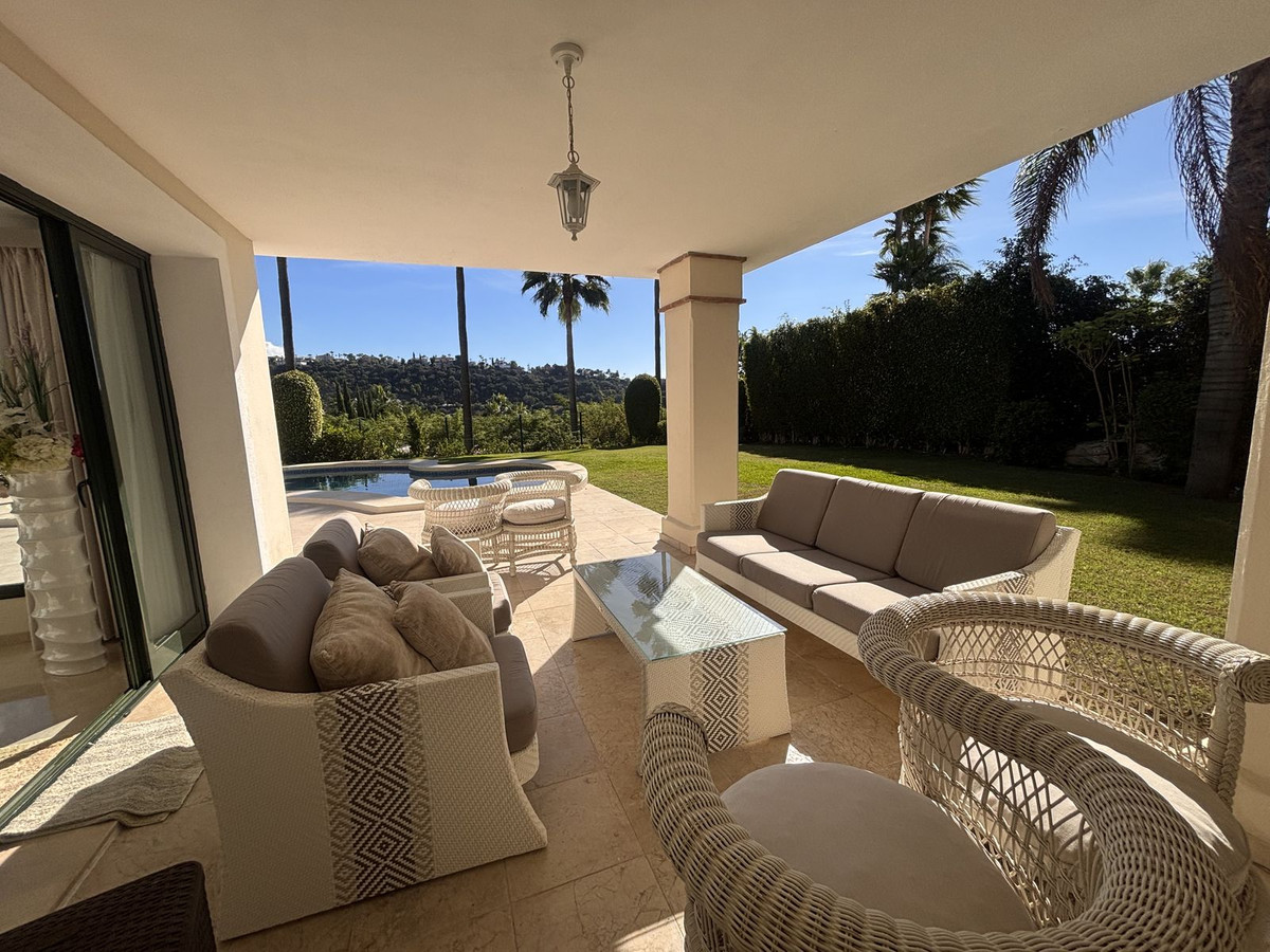 7 Bedroom Villa for Sale in Benahavís — 5