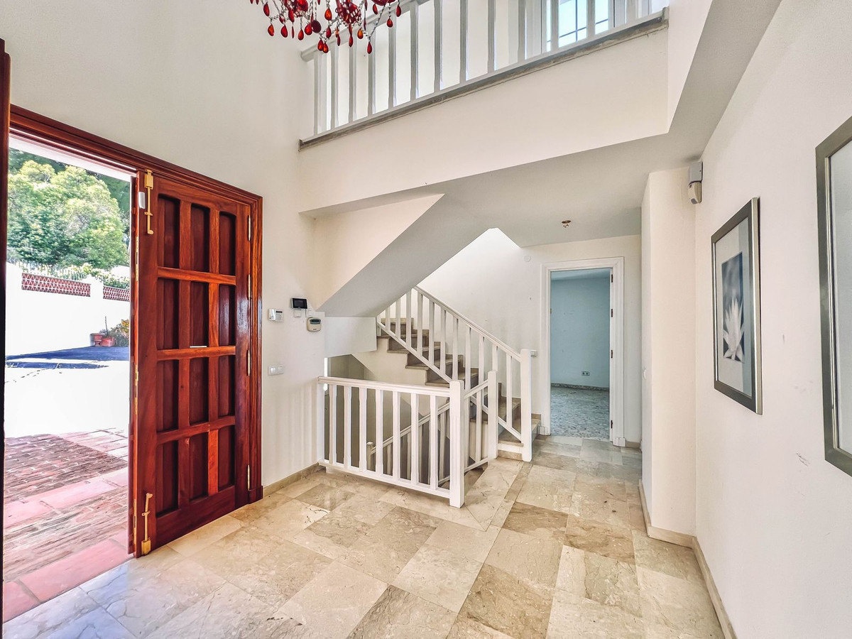 4 Bedroom Villa for Sale in La Quinta — view 11