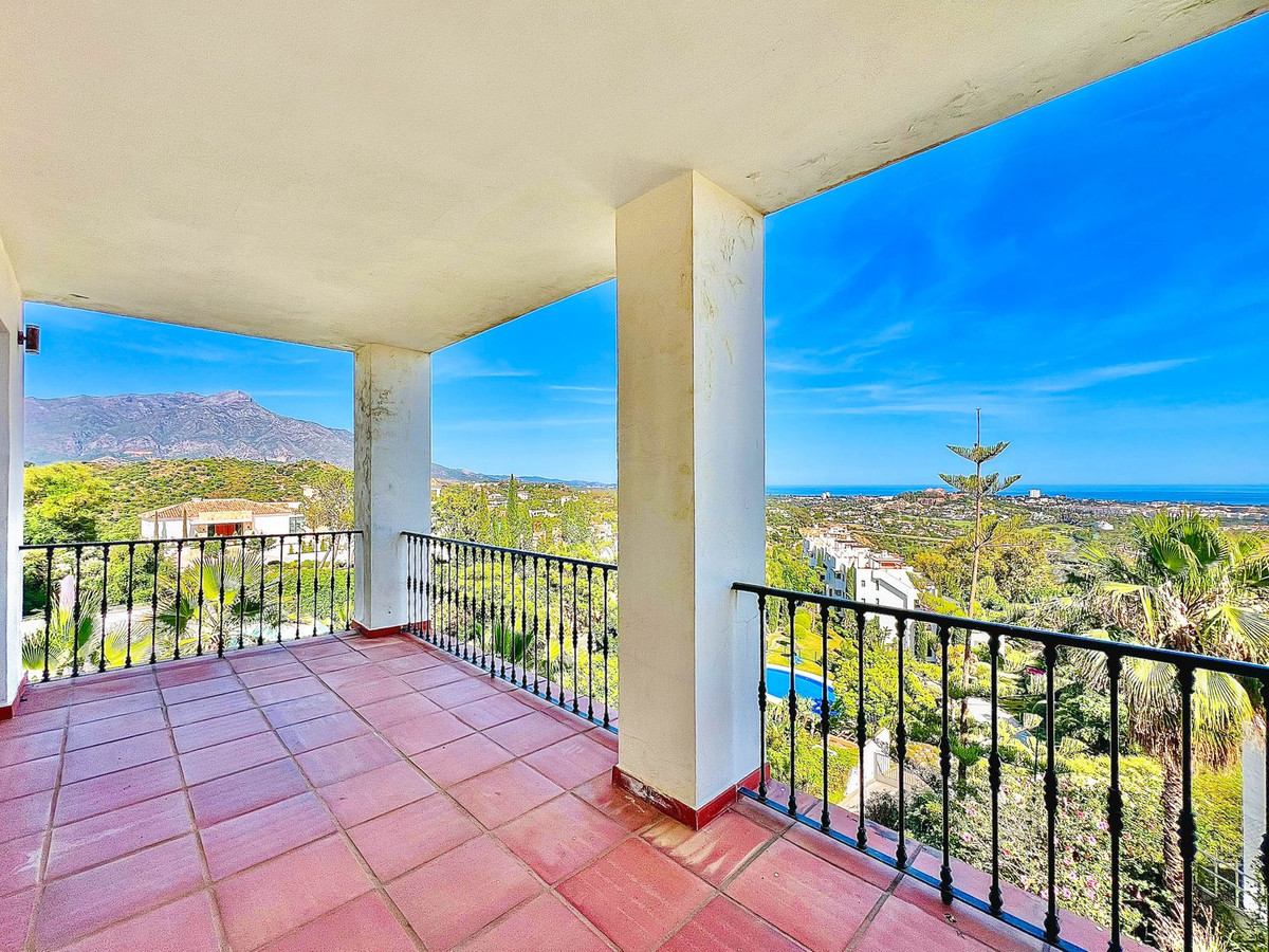 4 Bedroom Villa for Sale in La Quinta — view 20