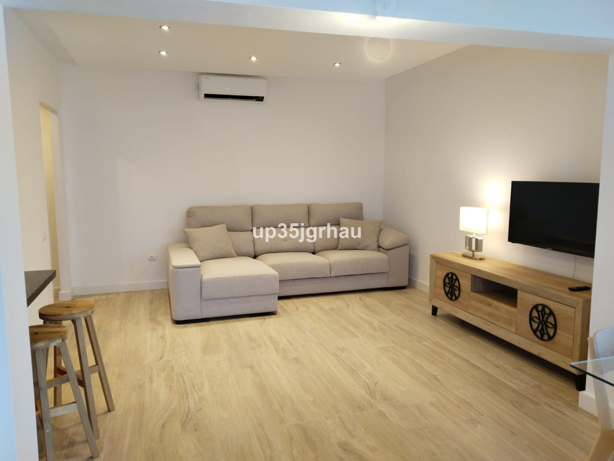 2 Bedroom Apartment for Sale in Estepona — 4