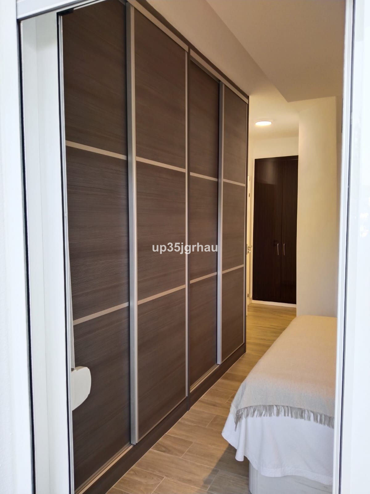2 Bedroom Apartment for Sale in Estepona — 8