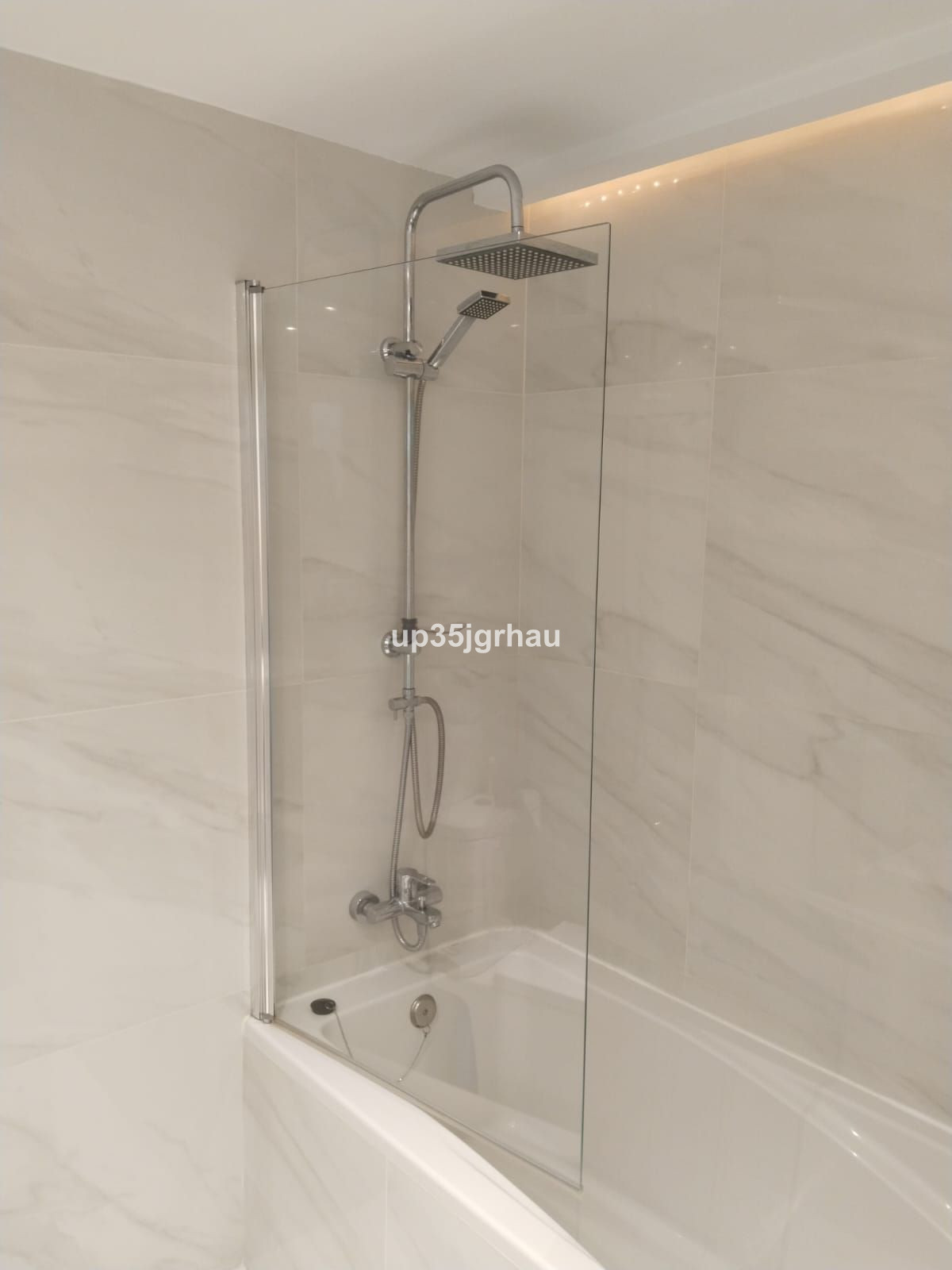 2 Bedroom Apartment for Sale in Estepona — view 10