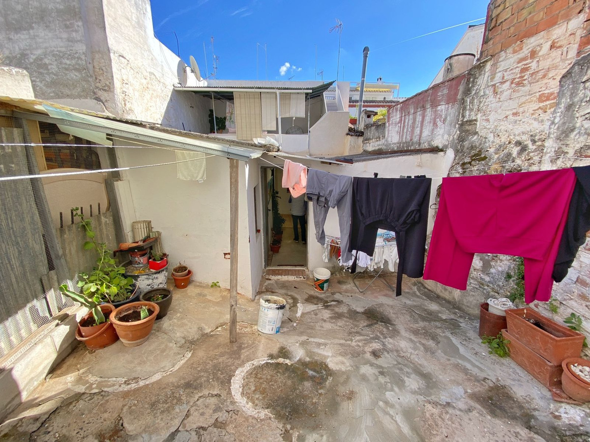 4 Bedroom Villa for Sale in Marbella — 6