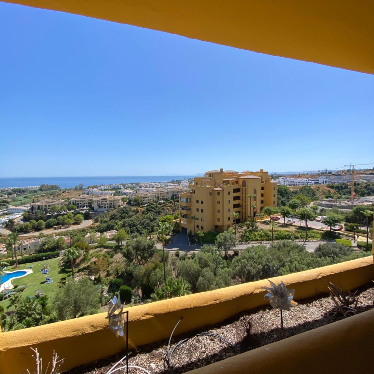 4 Bedroom Apartment for Sale in Estepona