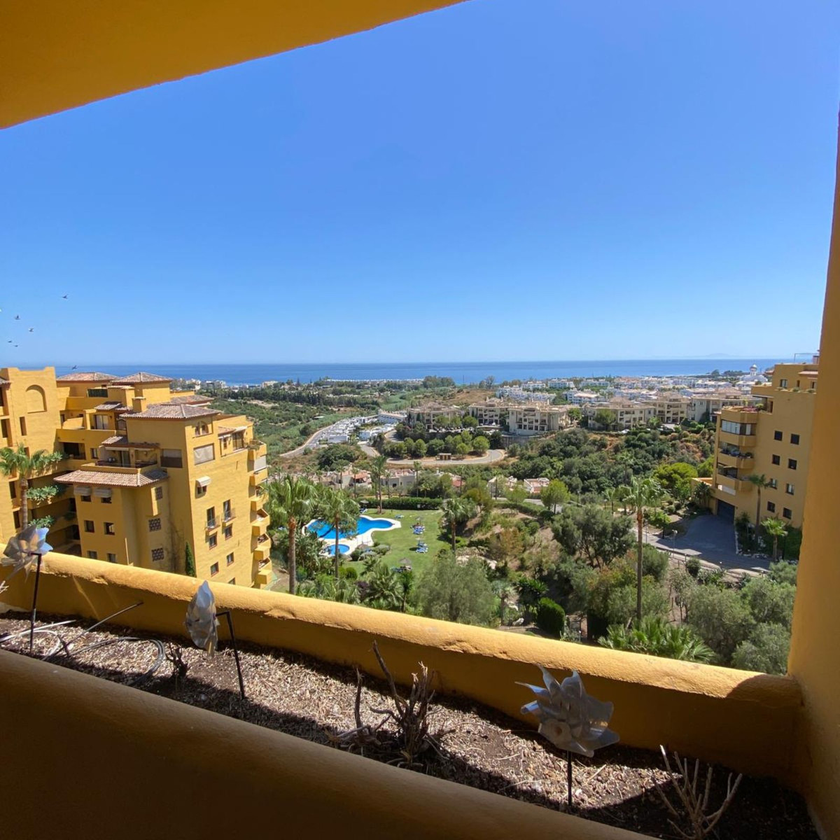 4 Bedroom Apartment for Sale in Estepona — 2