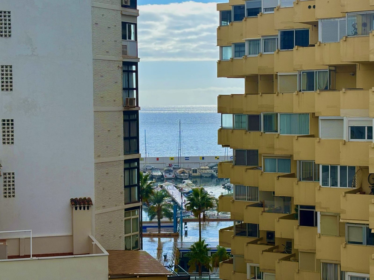 3 Bedroom Apartment for Sale in Marbella — 2