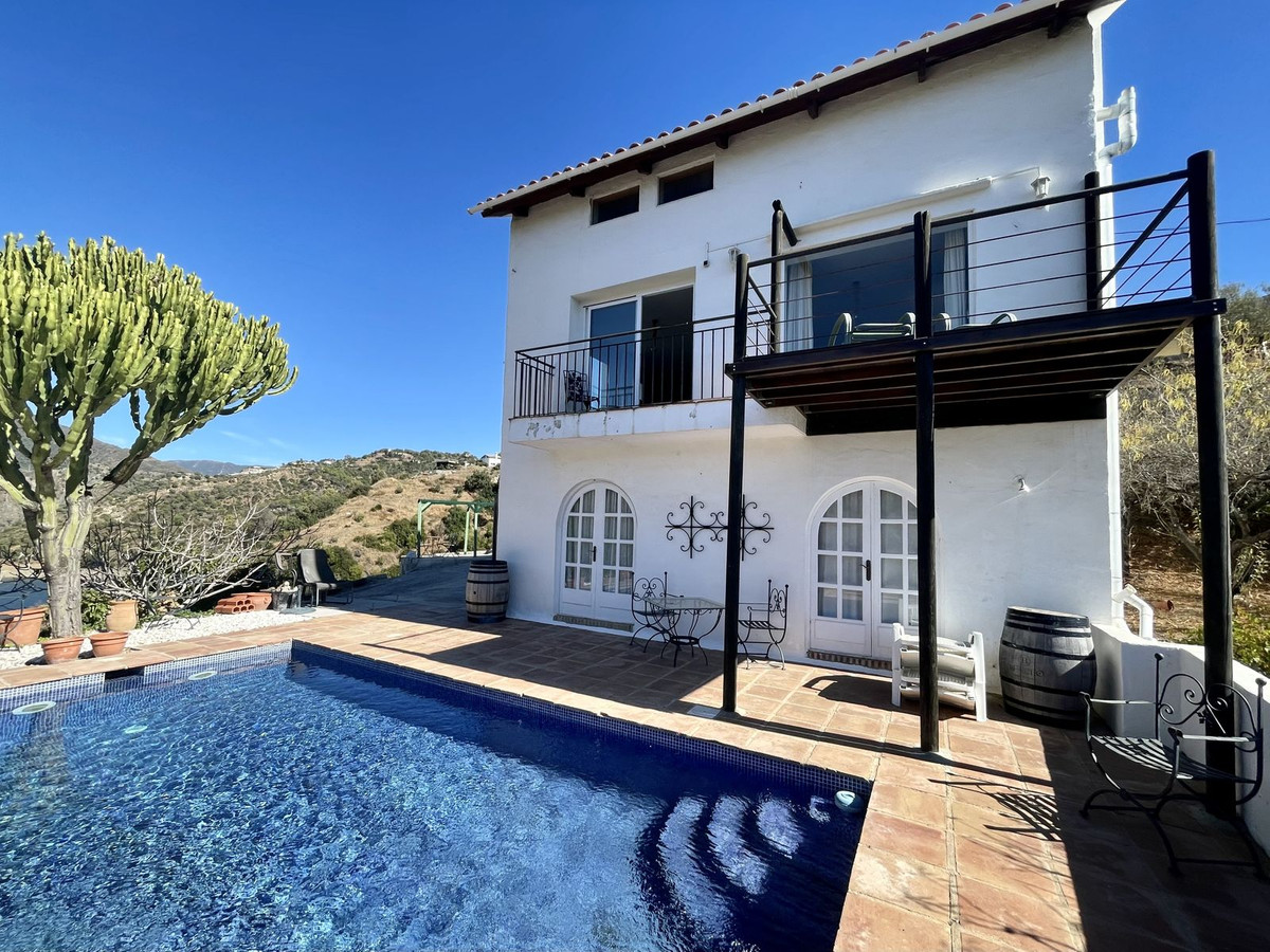 3 Bedroom Villa for Sale in Istán — 7