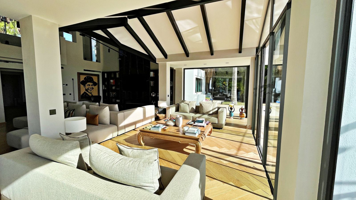 5 Chambres Villa à Vendre à Benahavís — view 11