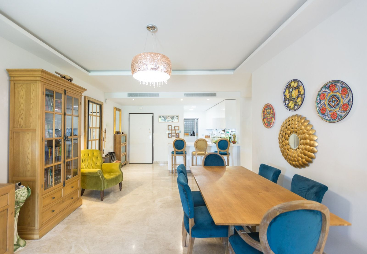 2 Bedroom Apartment for Sale in Nueva Andalucía — 4