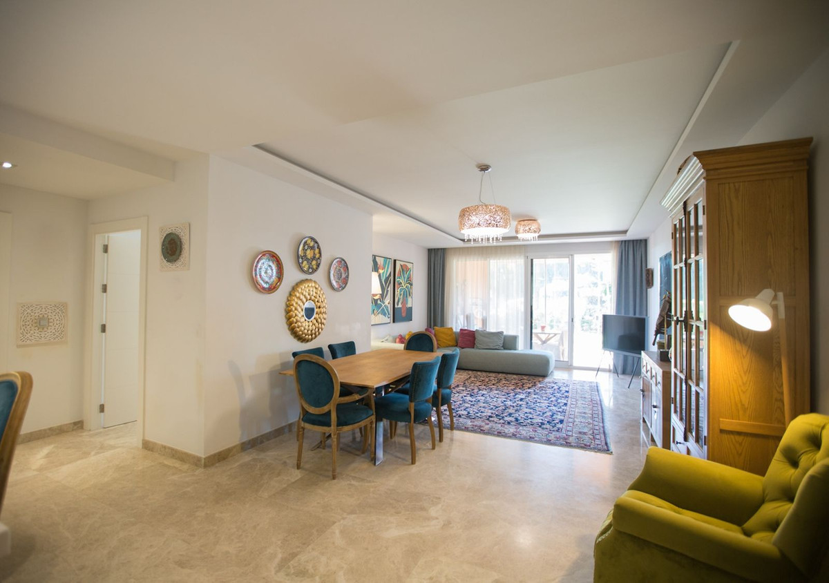 2 Bedroom Apartment for Sale in Nueva Andalucía — 6