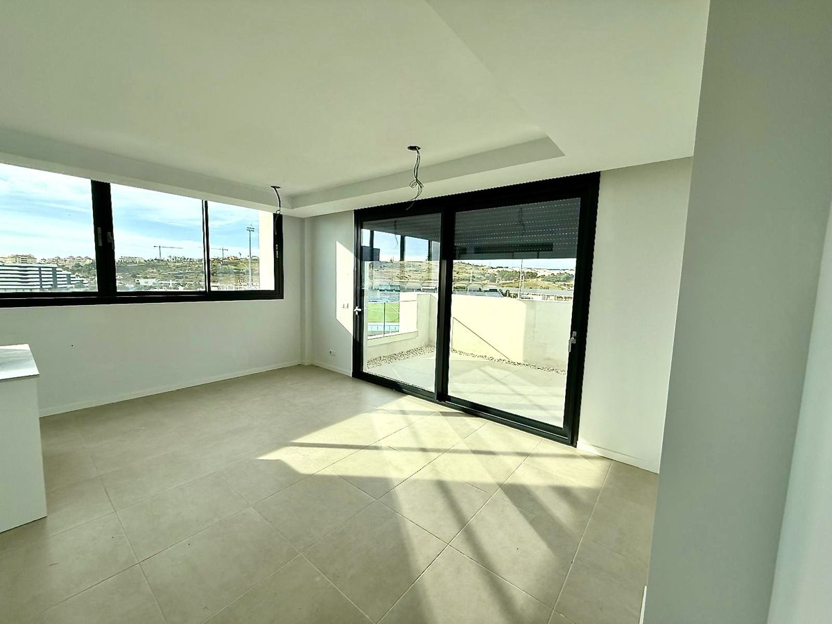 2 Bedroom Apartment for Sale in Estepona — 3