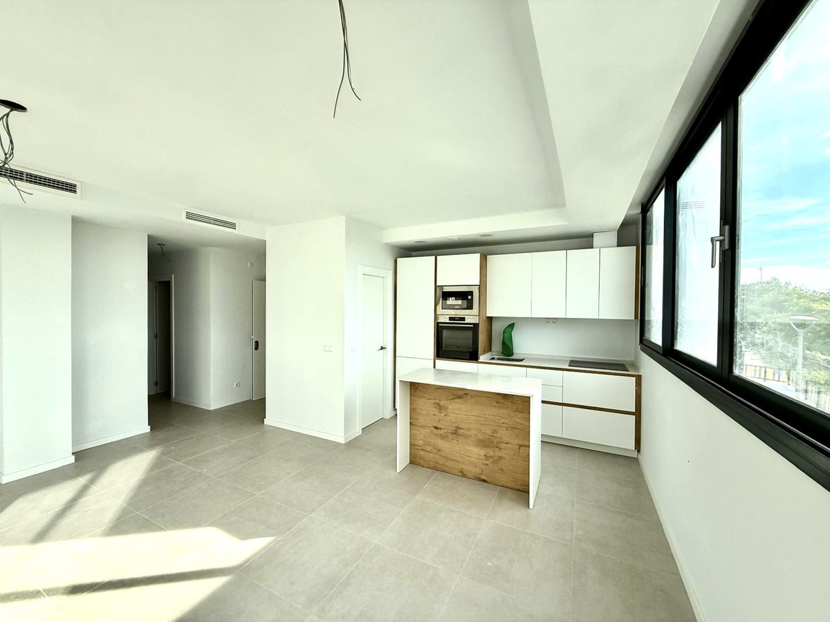 2 Bedroom Apartment for Sale in Estepona — 5