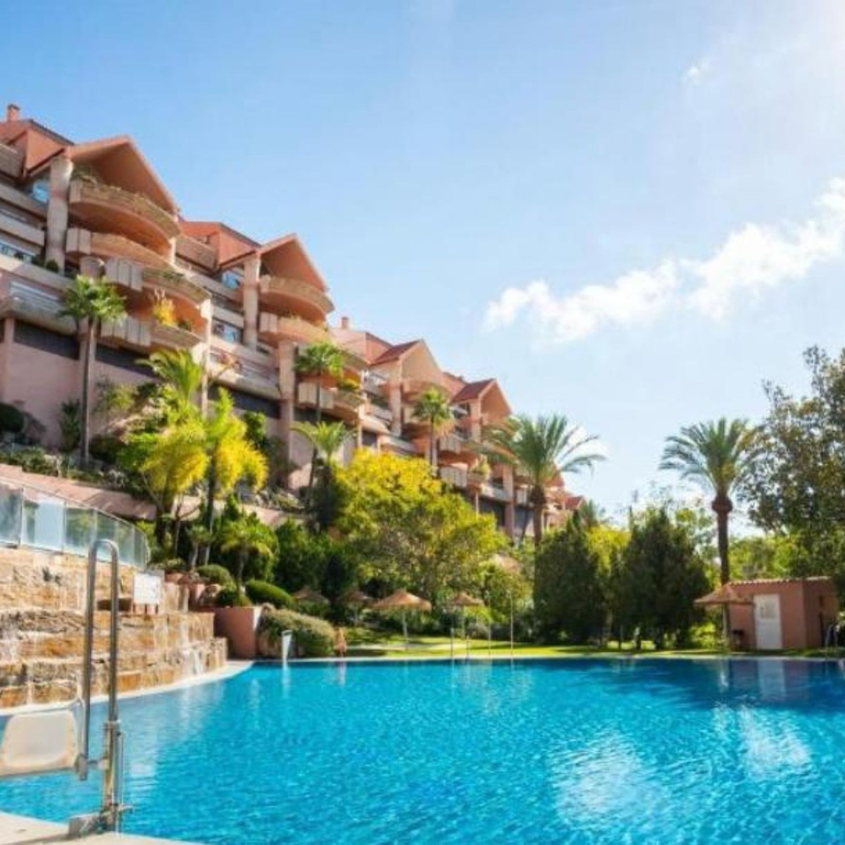 2 Bedroom Apartment for Sale in Marbella