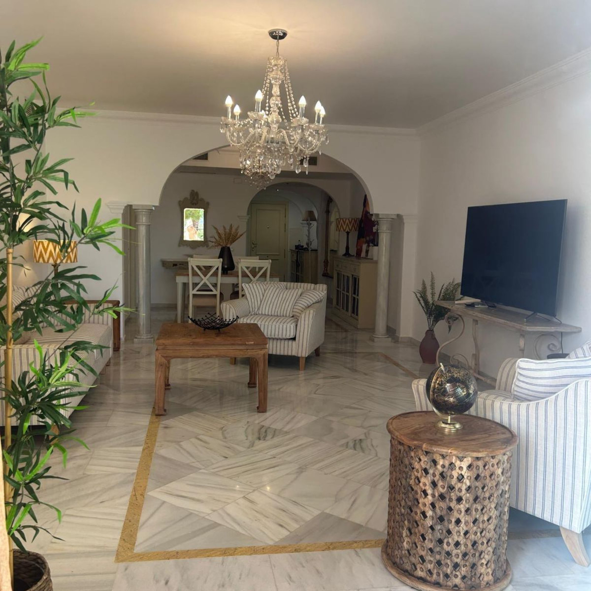 2 Bedroom Apartment for Sale in Marbella — 9