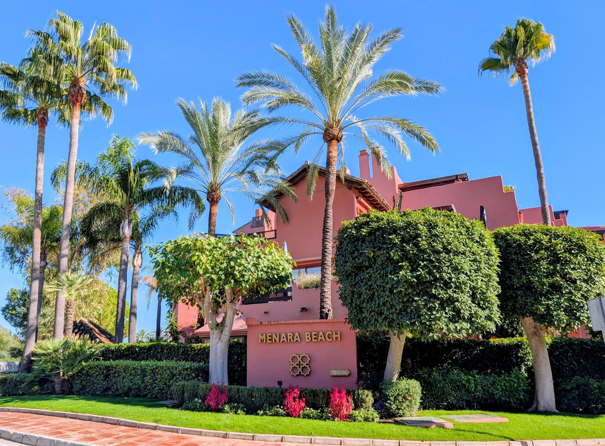 3 Bedroom Apartment for Sale in New Golden Mile — 9