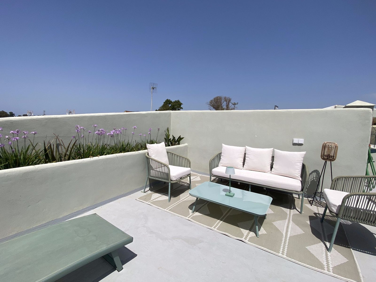4 Bedroom Villa for Sale in San Pedro de Alcántara — 5