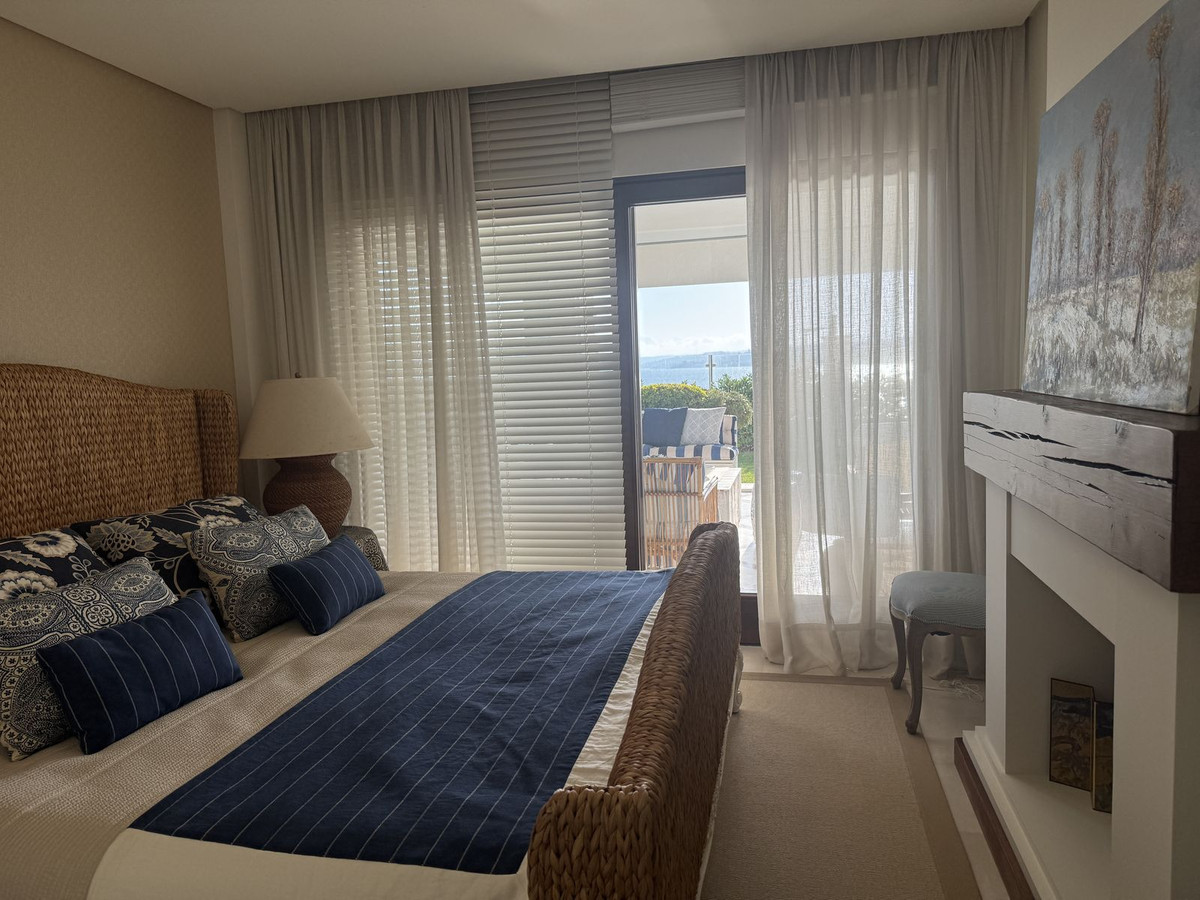 3 Bedroom Apartment for Sale in Estepona — 7