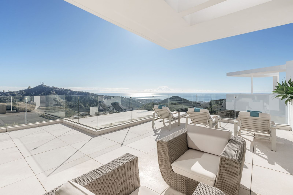 3 Bedroom Apartment for Sale in Ojén — view 12
