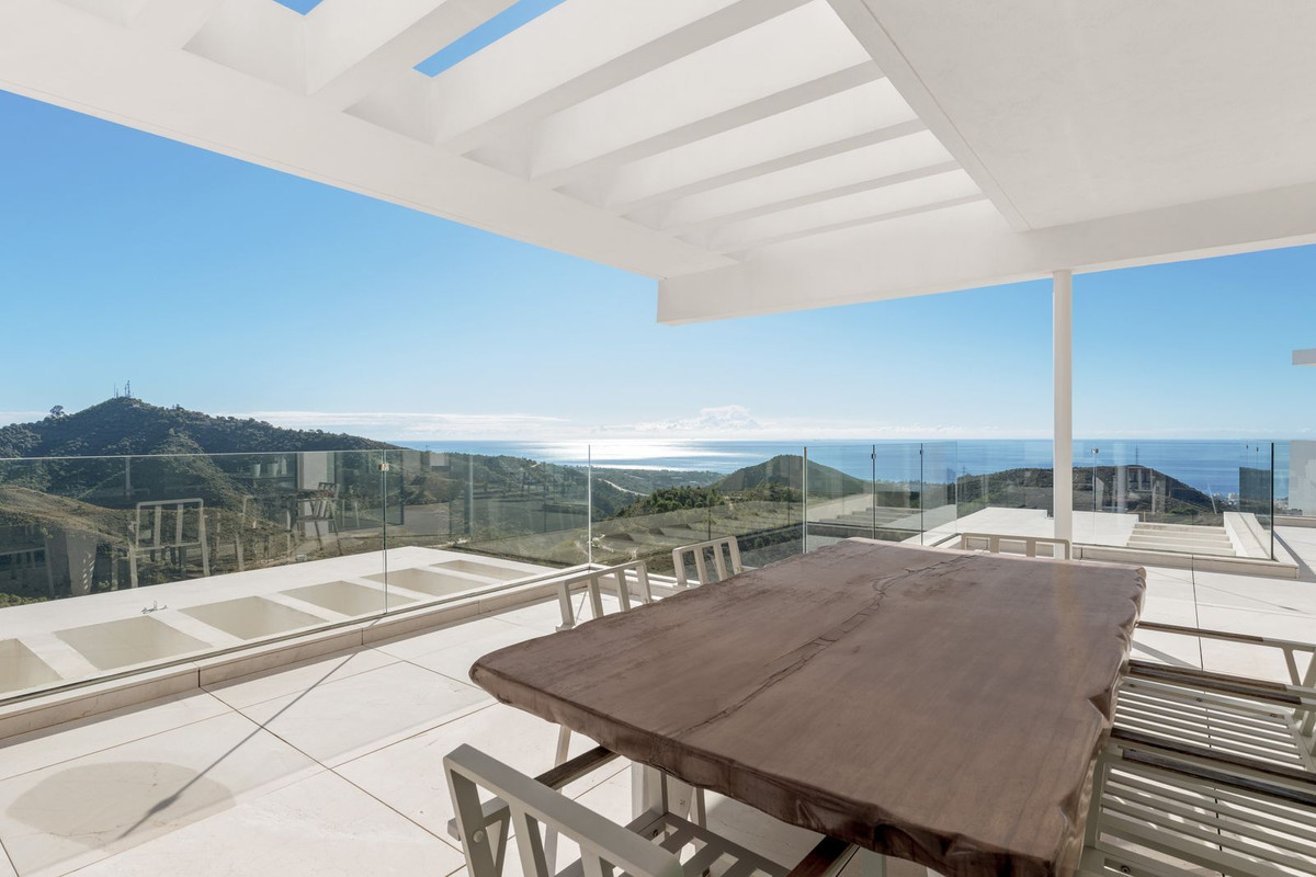 3 Bedroom Apartment for Sale in Ojén — view 13