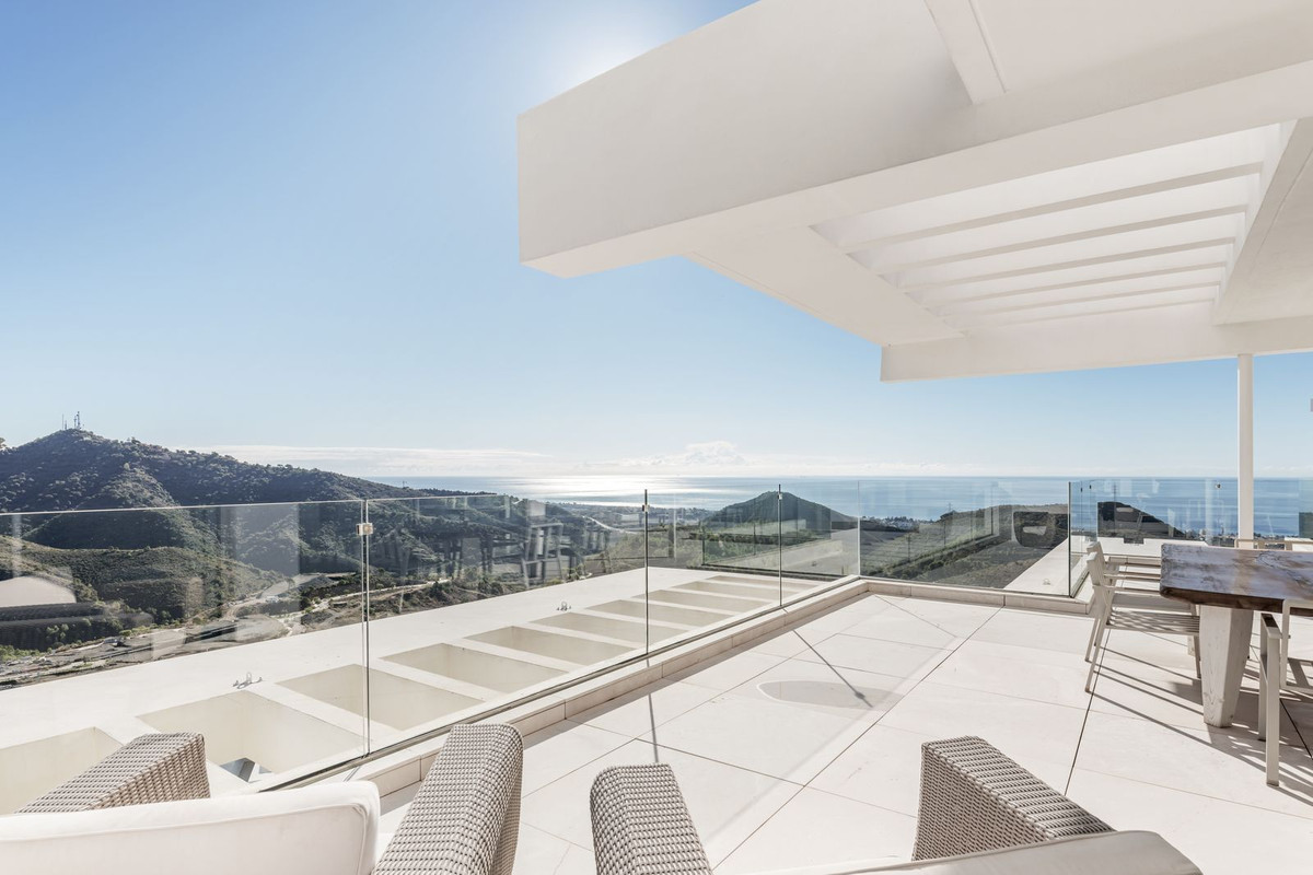 3 Bedroom Apartment for Sale in Ojén — view 16