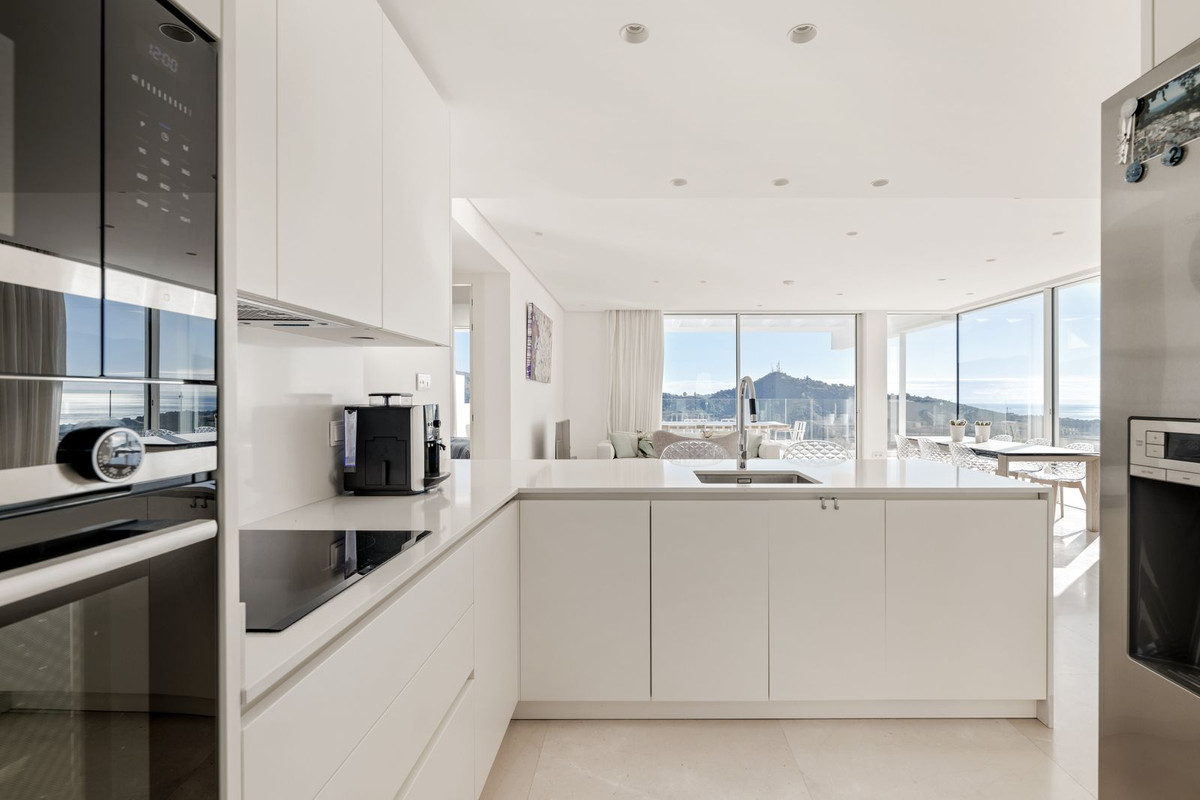 3 Bedroom Apartment for Sale in Ojén — 7