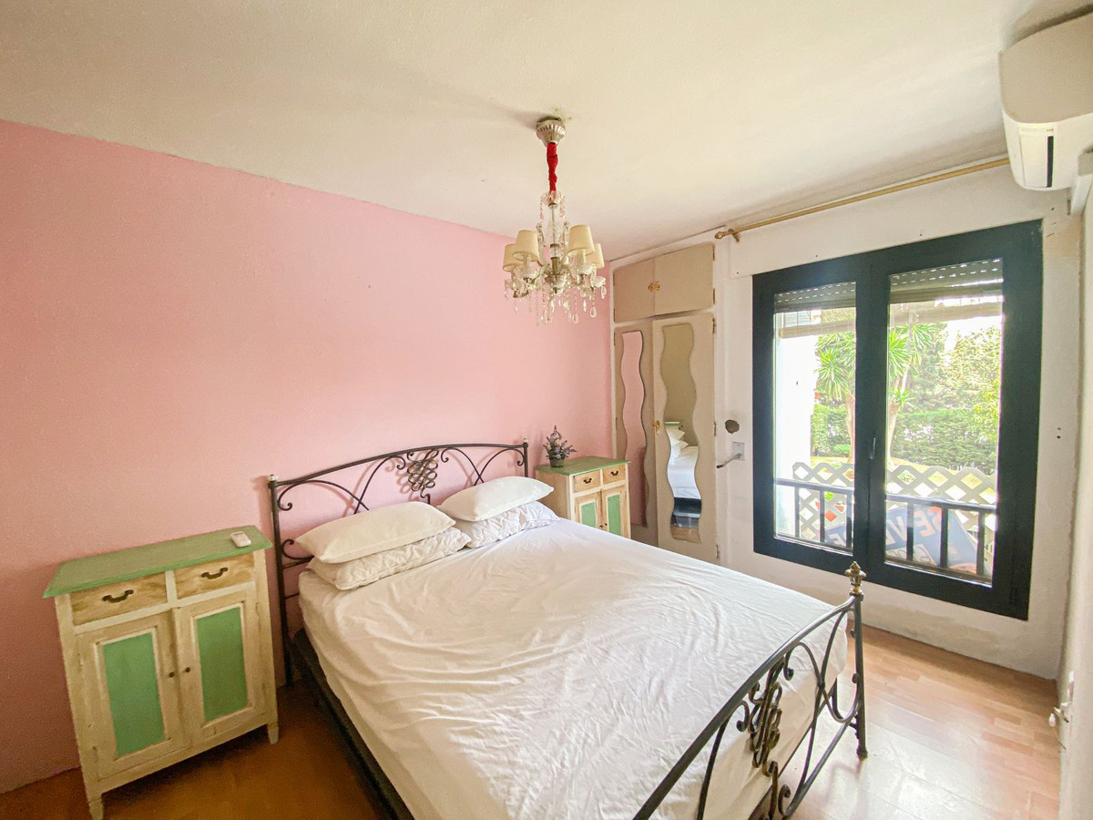 3 Bedroom Apartment for Sale in Nueva Andalucía — 4